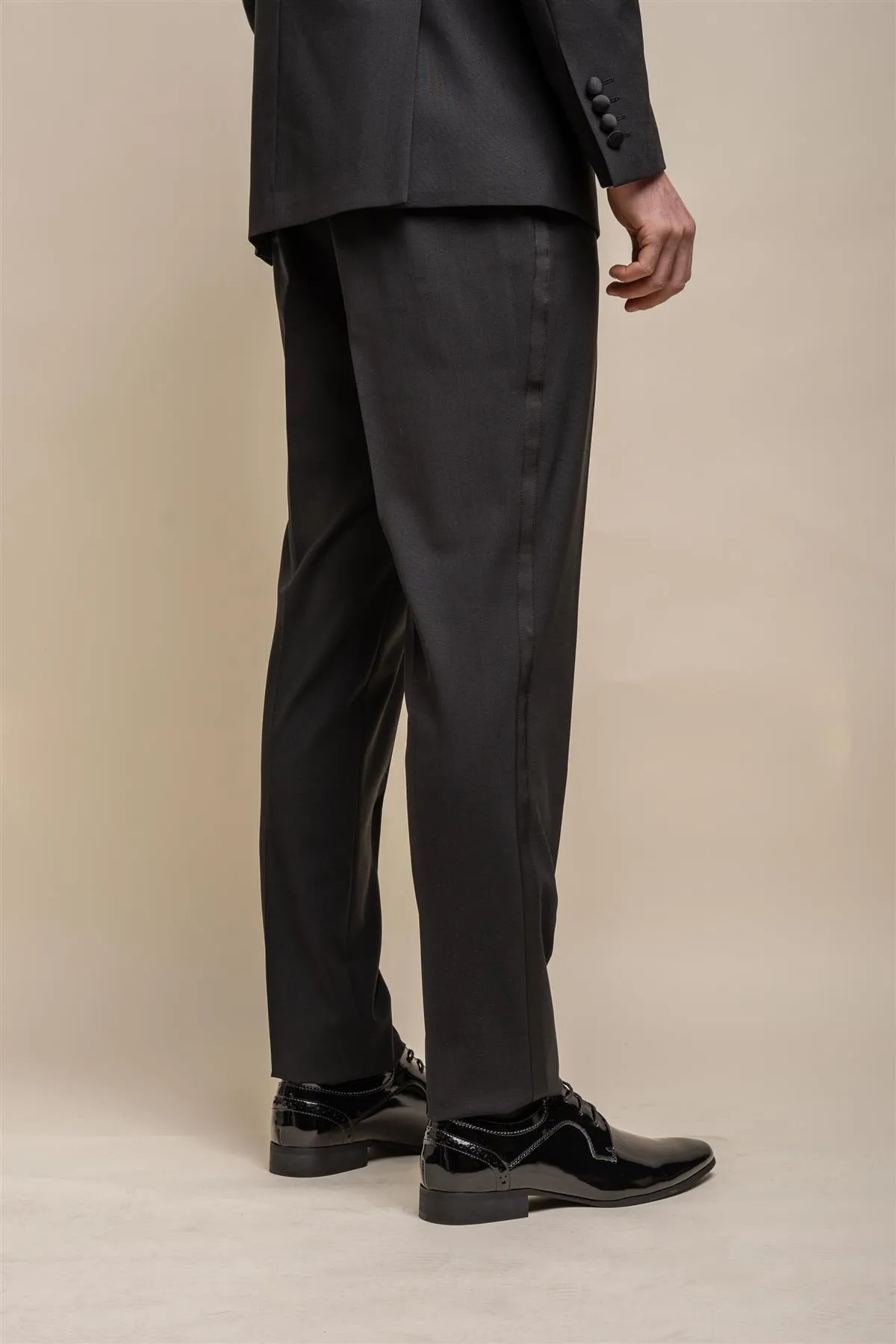 Aspen Black Two Piece Suit