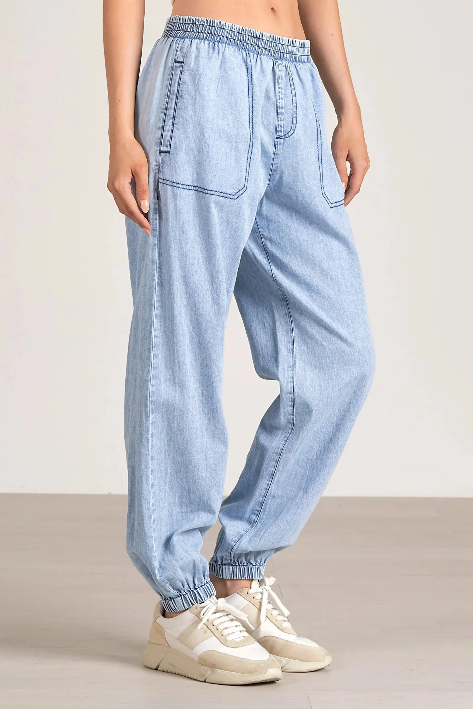 Elan Chambray Jogger