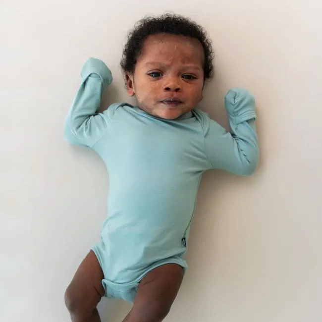 Kyte Baby Long Sleeve Bodysuit in Glacier