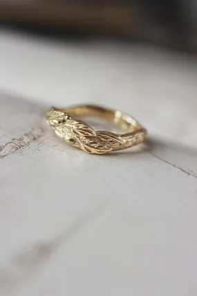 Tree branch wedding band for man, unisex gold ring