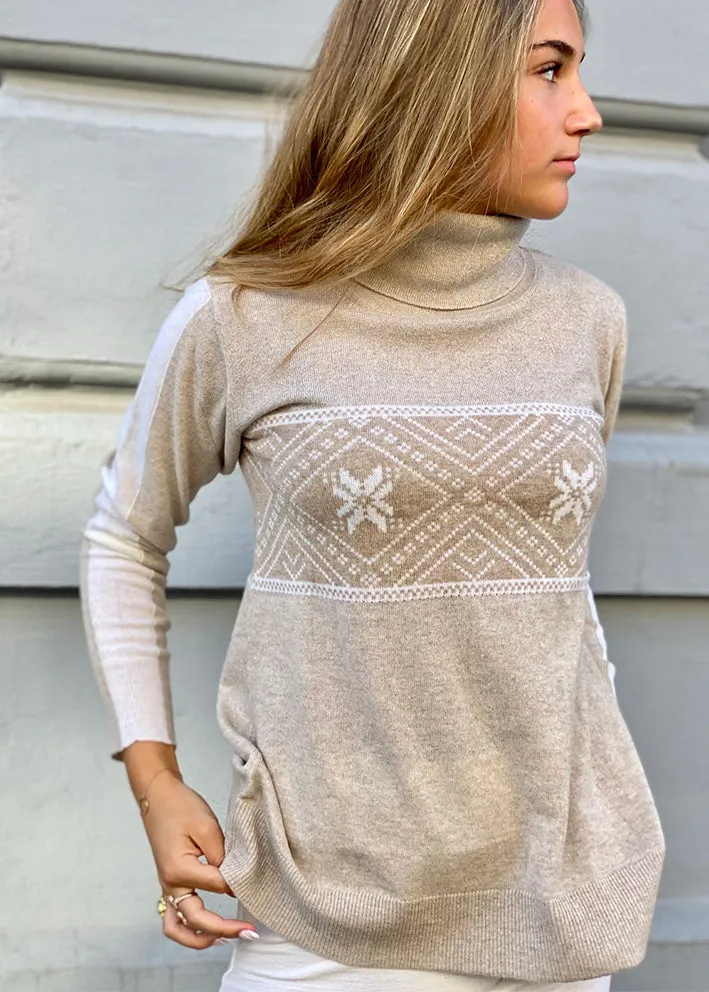 We Norwegians Snowflake Rollneck Cashmere Sweater - Beige