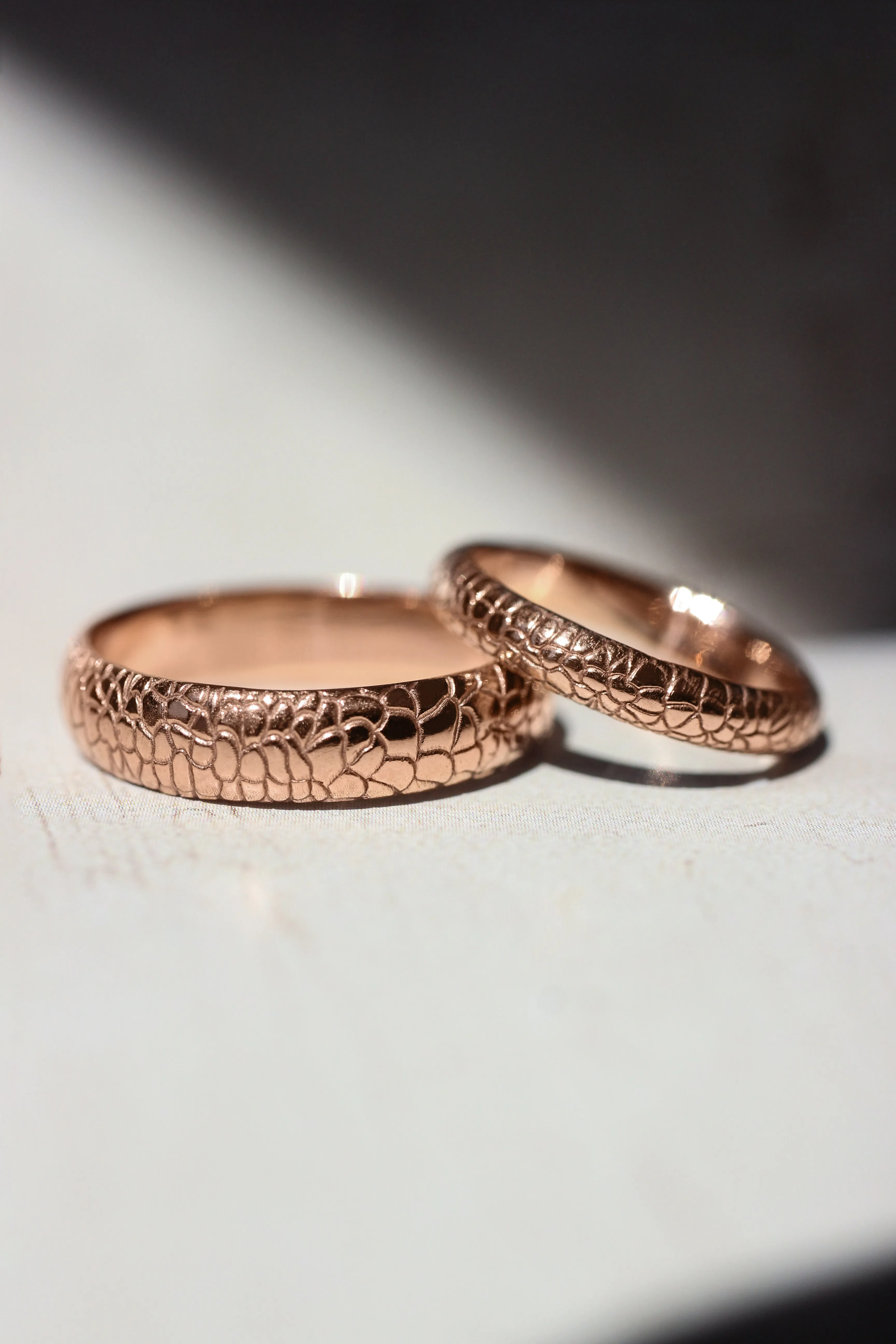 Wedding bands set for couple, reptile skin textured rings