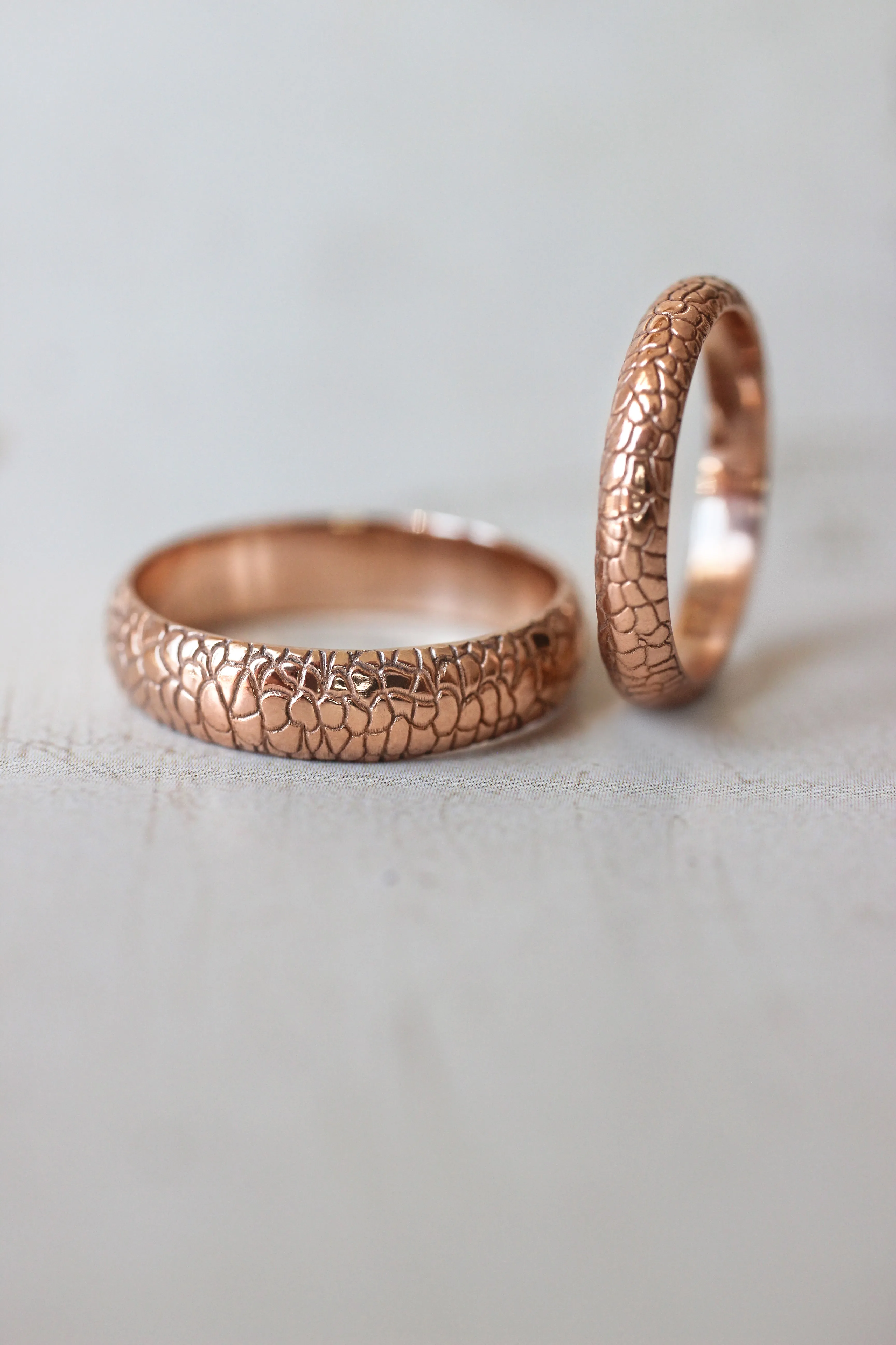 Wedding bands set for couple, reptile skin textured rings