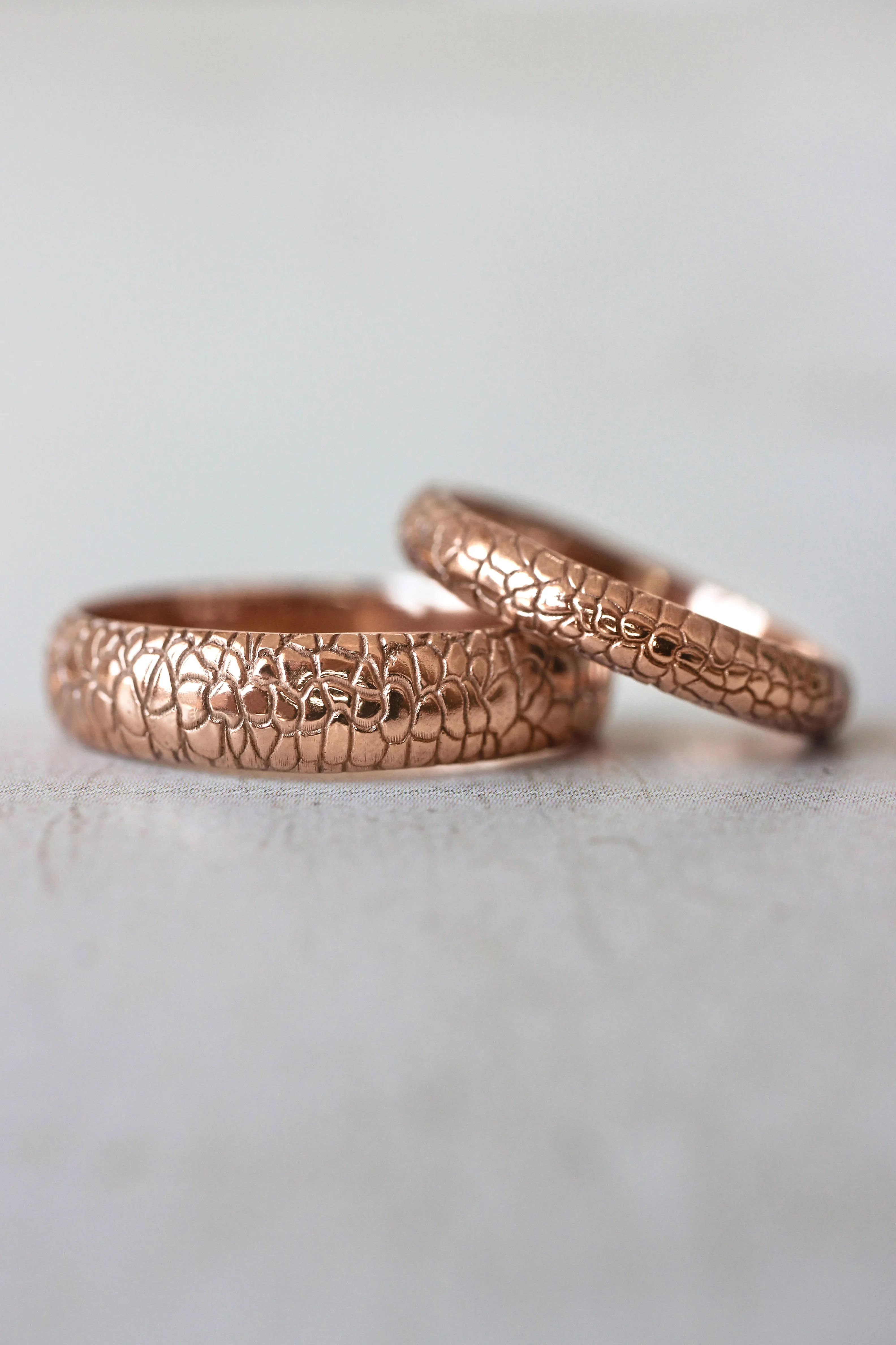 Wedding bands set for couple, reptile skin textured rings