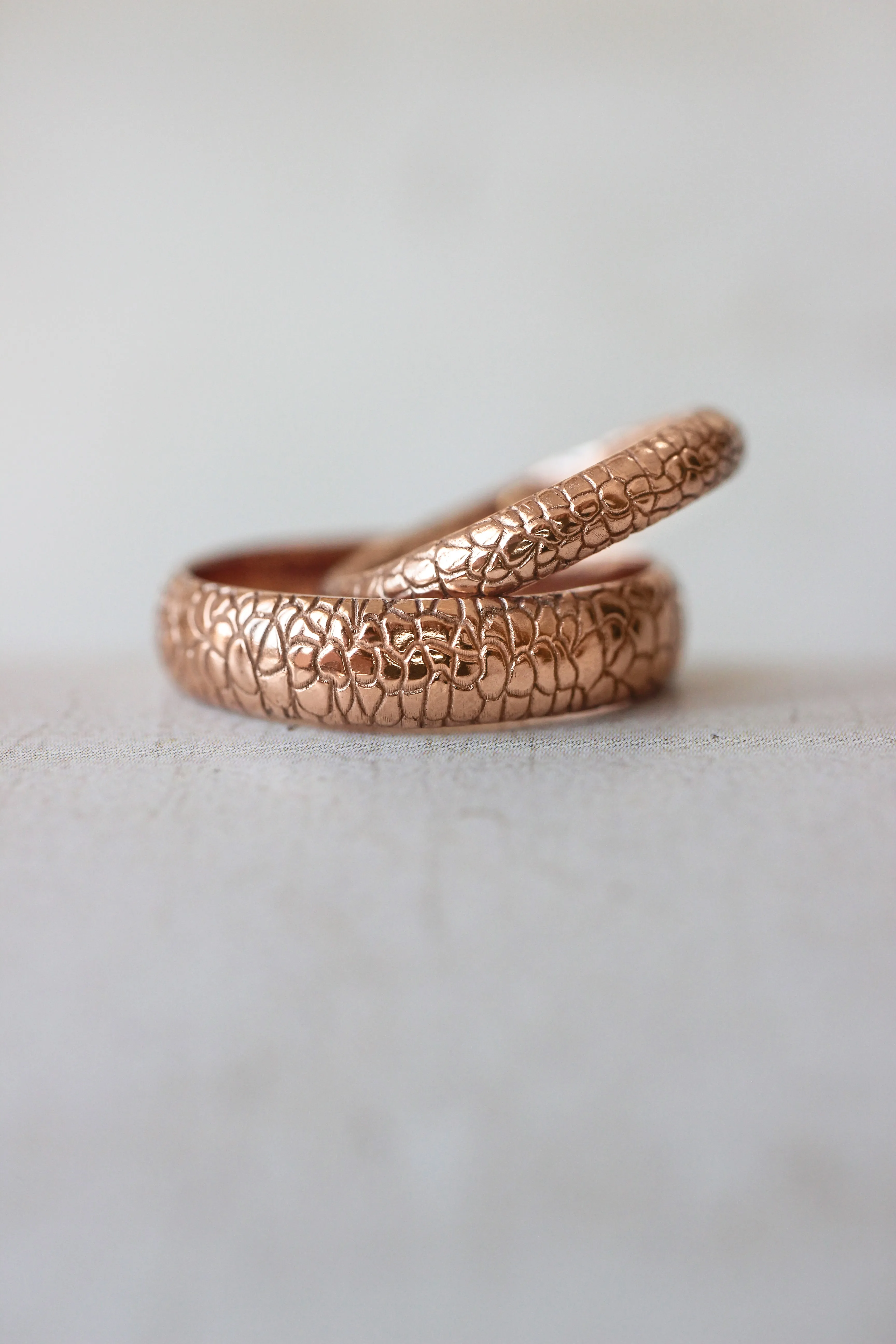 Wedding bands set for couple, reptile skin textured rings